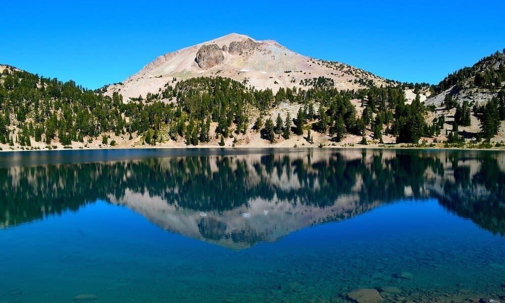 Menjelajahi Keindahan Alam Gunung Lassen California