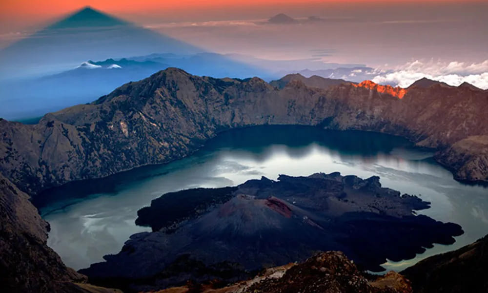 Menyusuri Keindahan dan Keajaiban Alam Gunung Rinjani