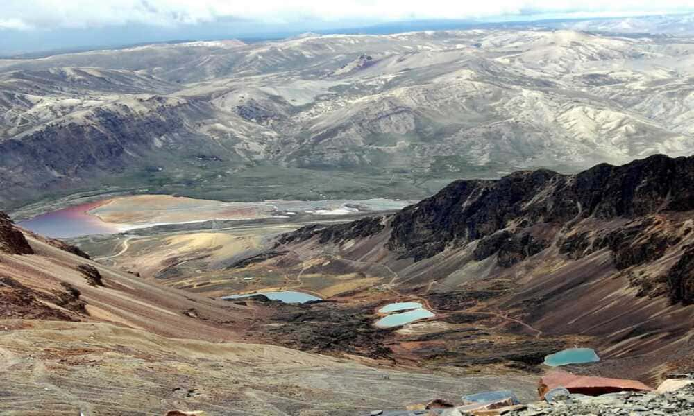 Mount Chacaltaya Keajaiban Alam dan Sejarah di Bolivia