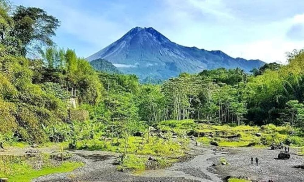 Mount Merapi Keindahan dan Kekuatan Alam di Indonesia