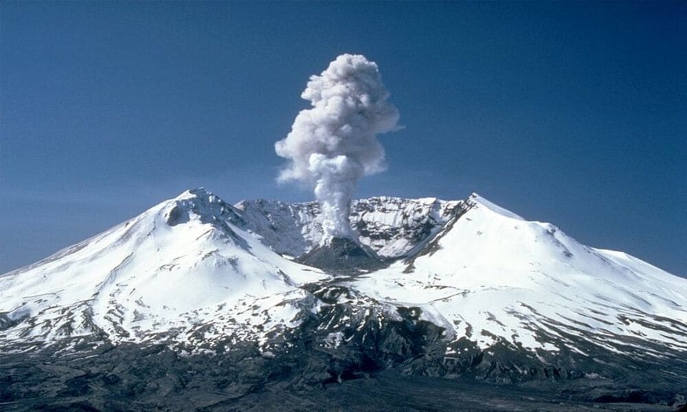 Mount St. Helens Sejarah dan Keajaiban Alam di Amerika Serikat